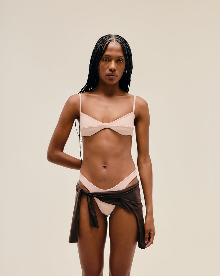 LEILA BOTTOM ROSEHIP