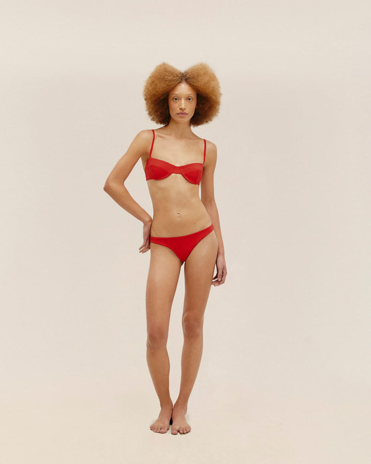 THIN BASIC RED SHIFT BOTTOM