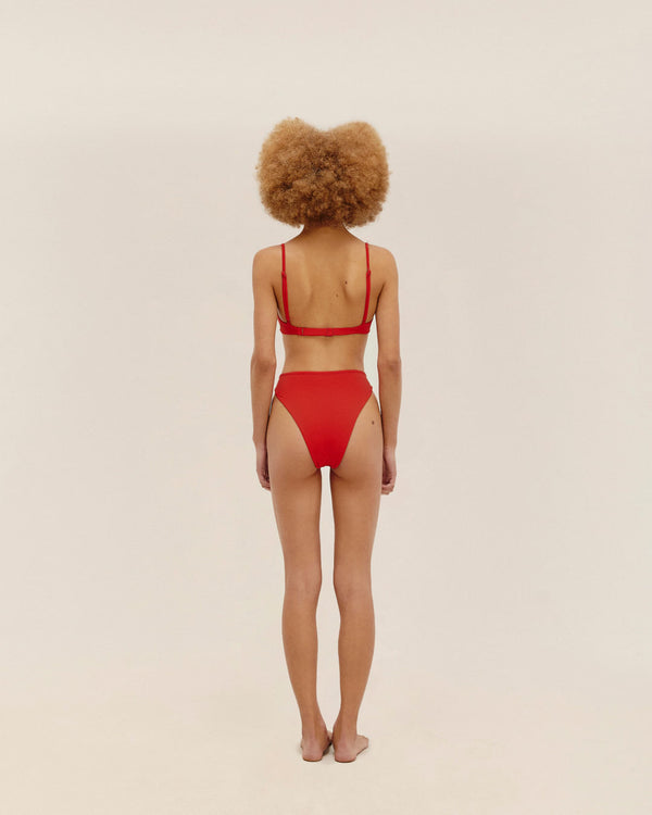 MAH HOTPANTS RED SHIFT