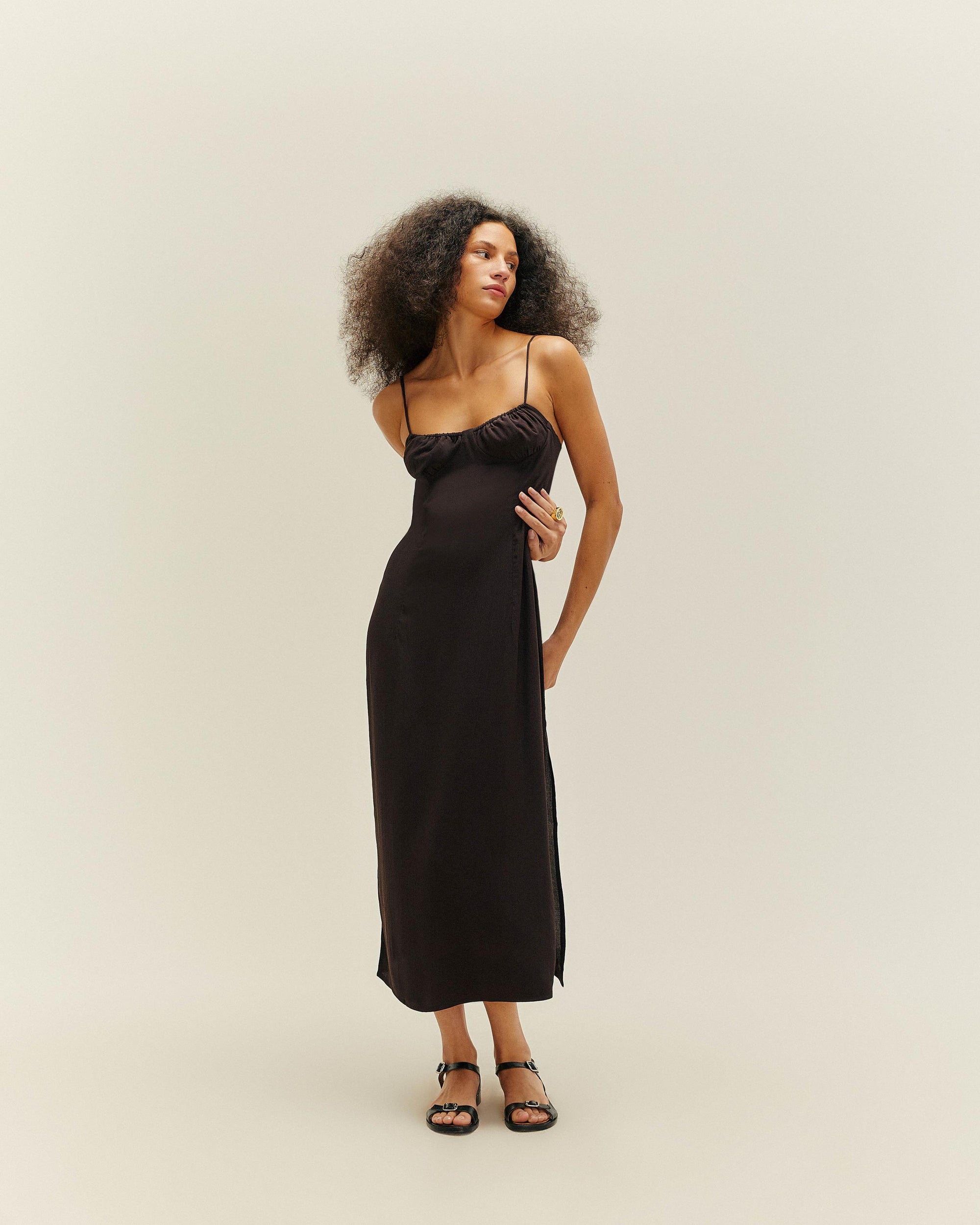 ROBE TAISSA EN VISCOSE NOIRE