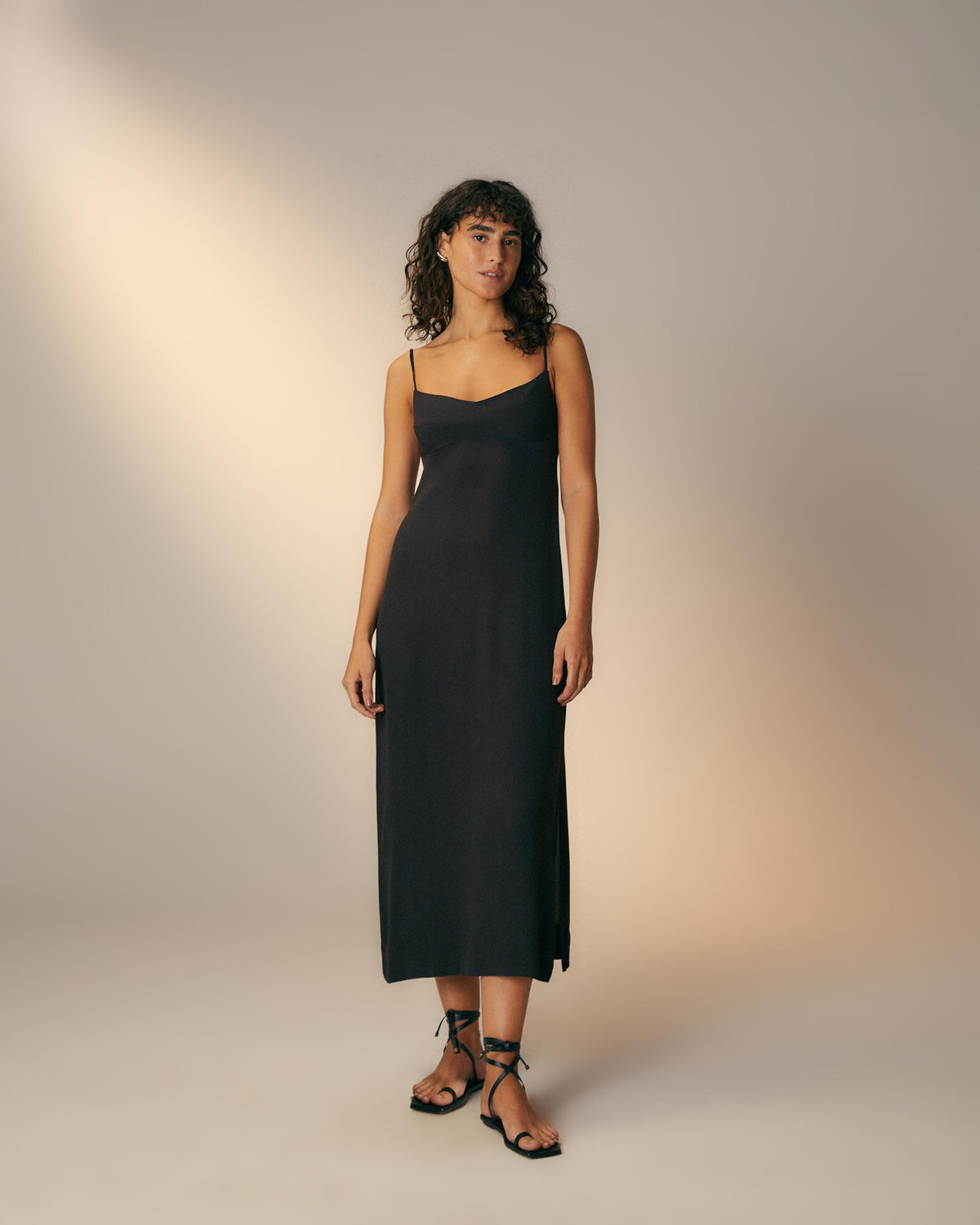 VESTIDO MONICA NEGRO