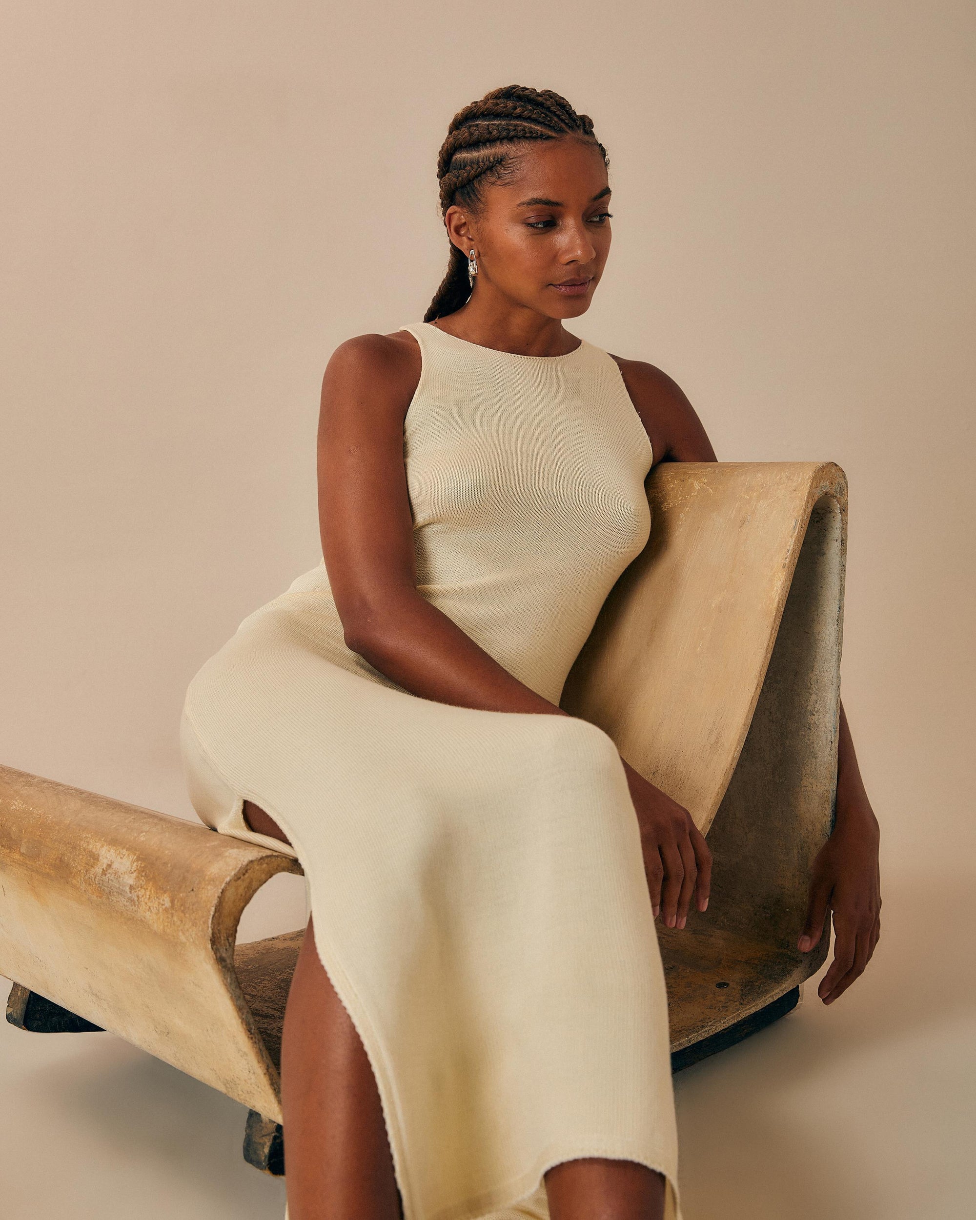 KNIT BETA DRESS OFF-WHITE