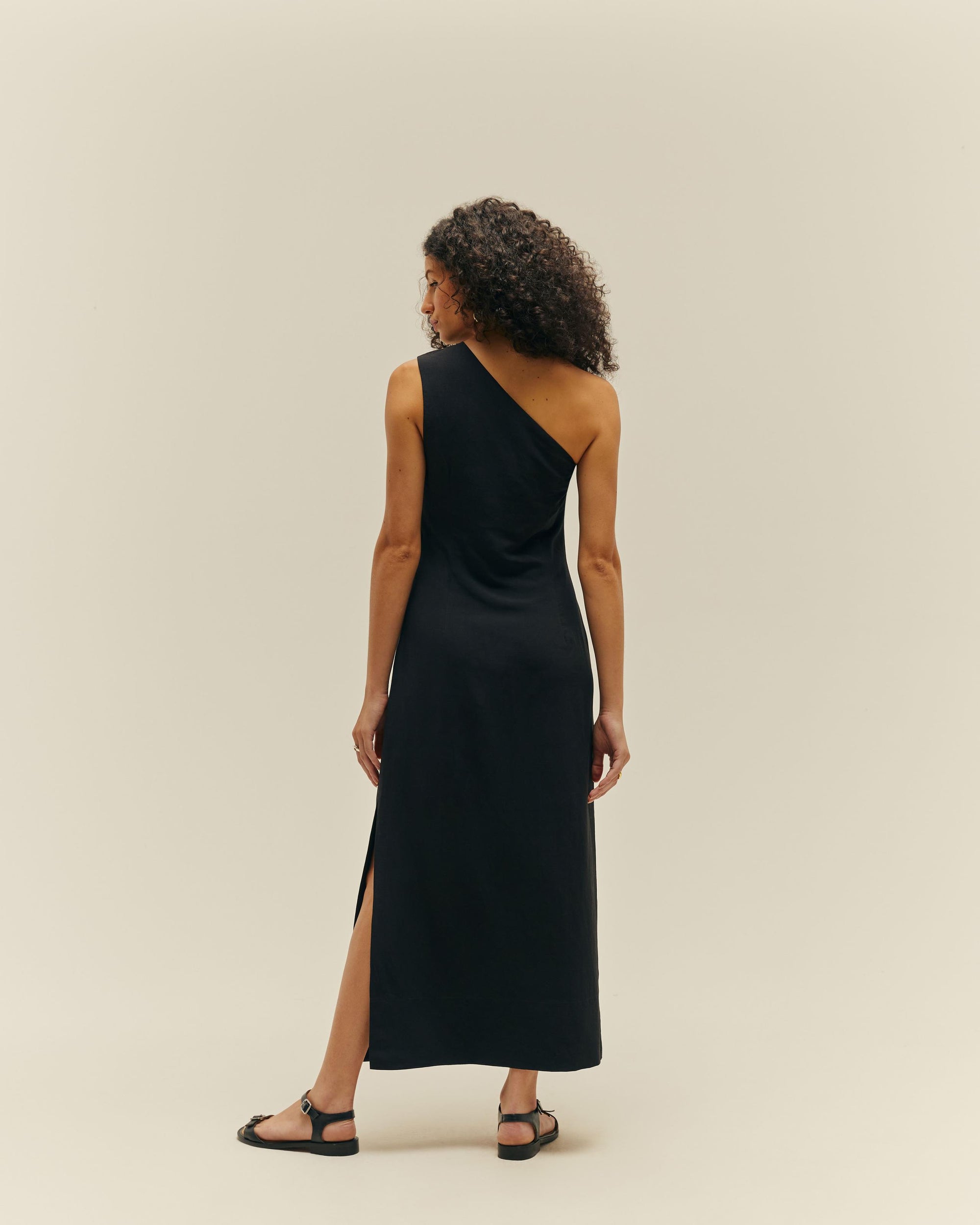 ROBE MARIA NOIRE