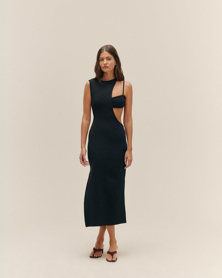 ROBE MAITE EN MAILLE NOIRE