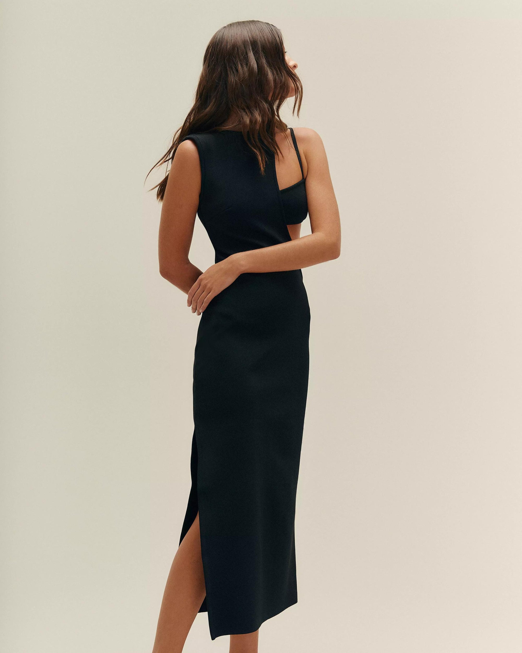 ROBE MAITE EN MAILLE NOIRE