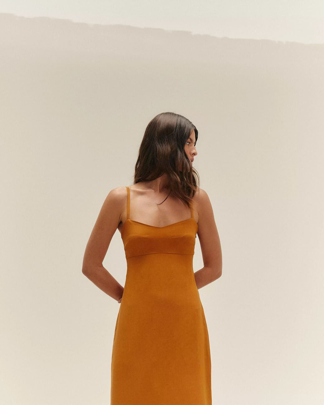 AGATHA DRESS CHESTNUT