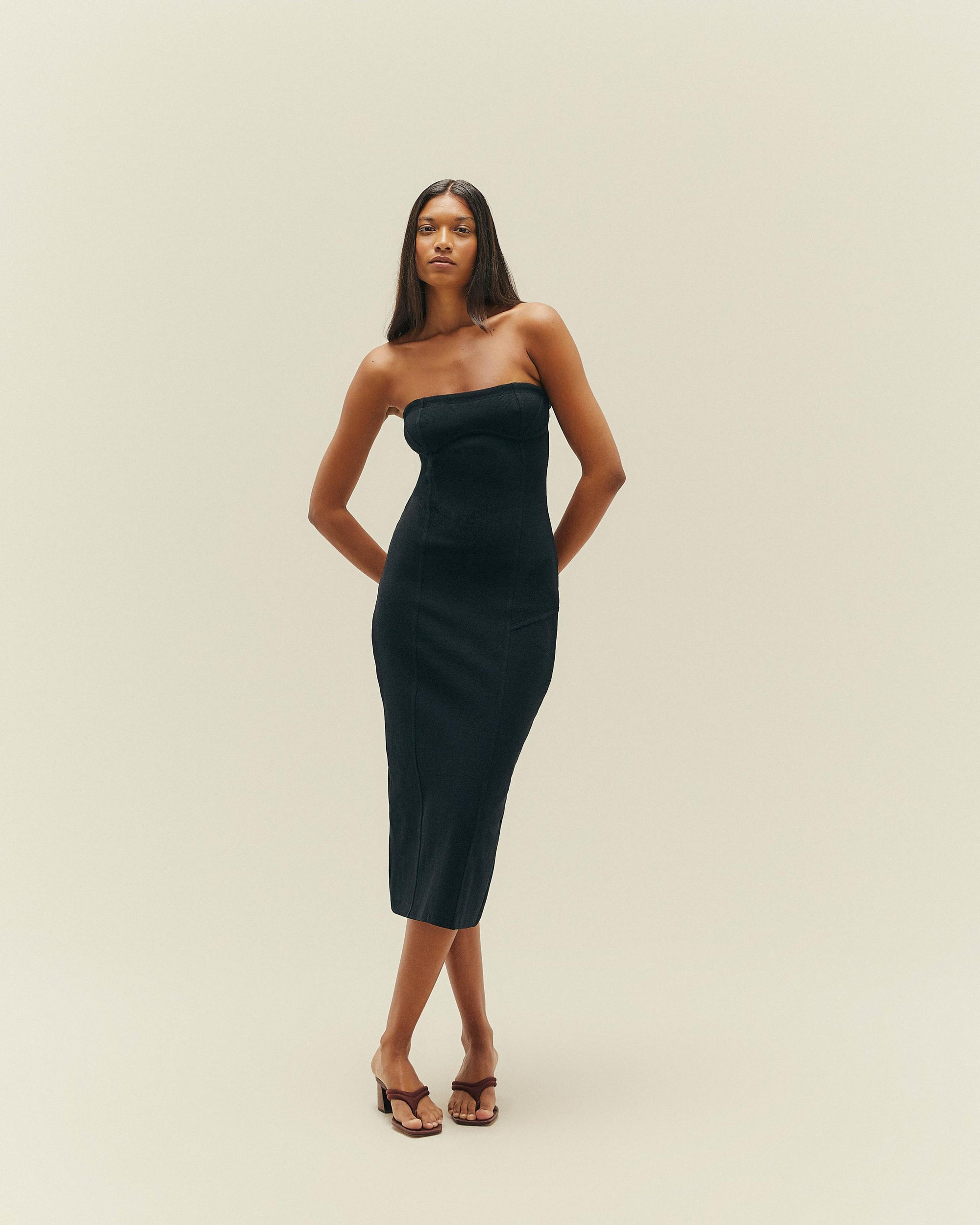 ZOE KNIT DRESS - BLACK