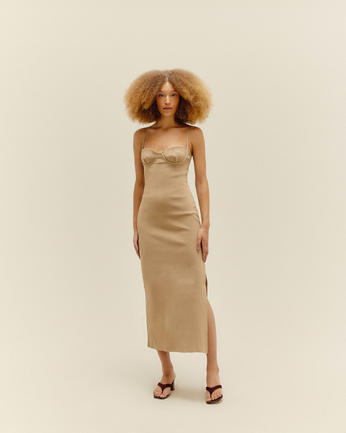 ROBE CHLOE EN MAILLE BEIGE PAILLE