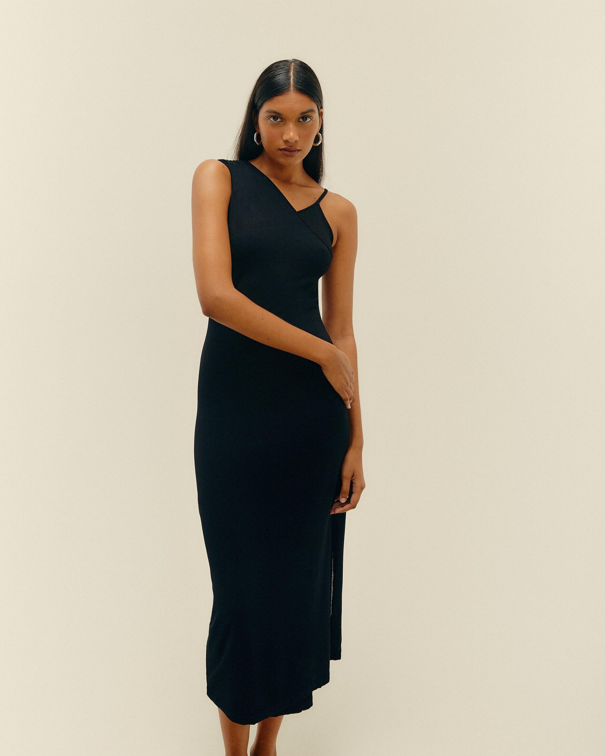 LORENA KNIT DRESS - BLACK