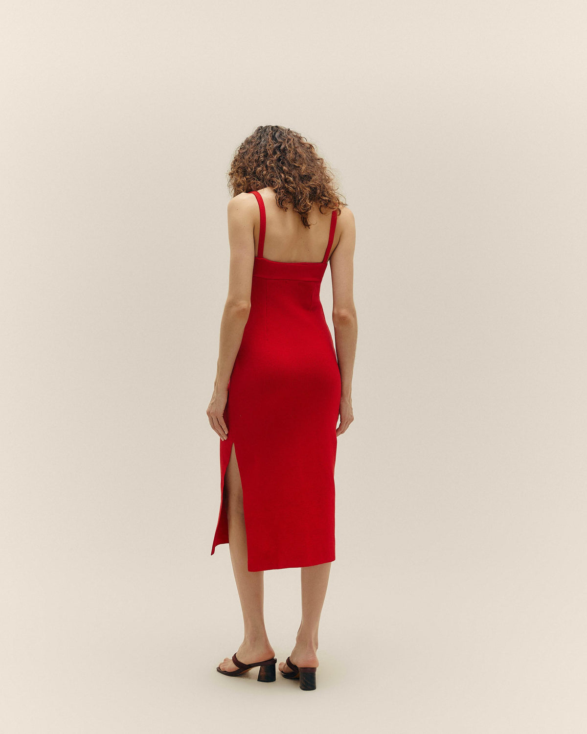 ABITO MONICA IN MAGLIA ROSSO