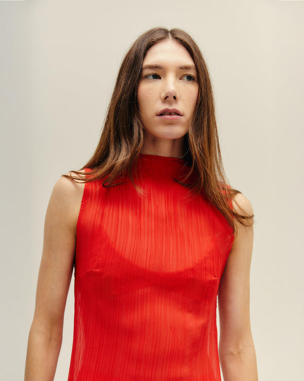 RED SHIFT PLEATED DRESS