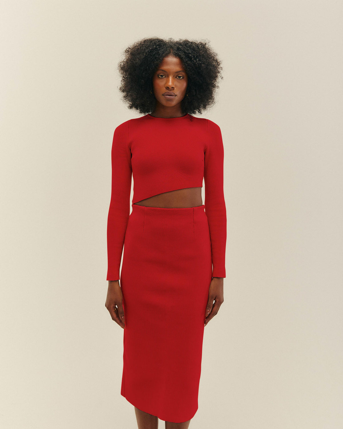 GONNA IN MAGLIA RAQUEL ROSSA
