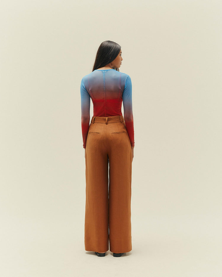 CAMISETA INAH CON ESTAMPADO OMBRE