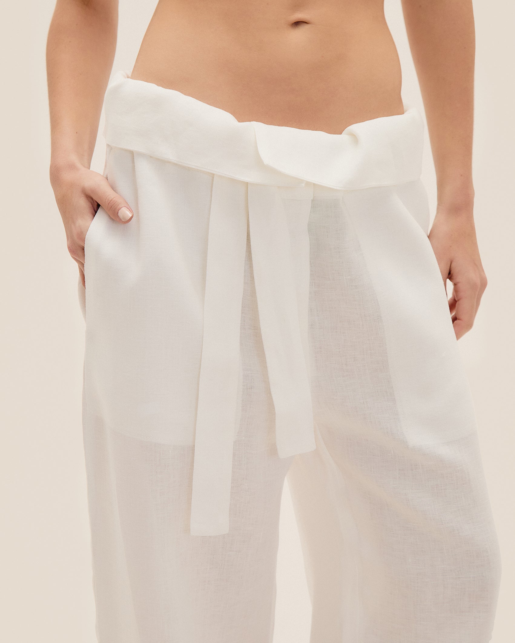 GRAZI PANTS OFF-WHITE