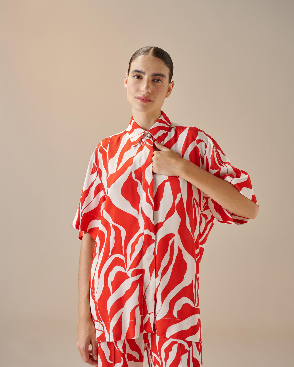 CAMICIA FLORA CON STAMPA AREALE