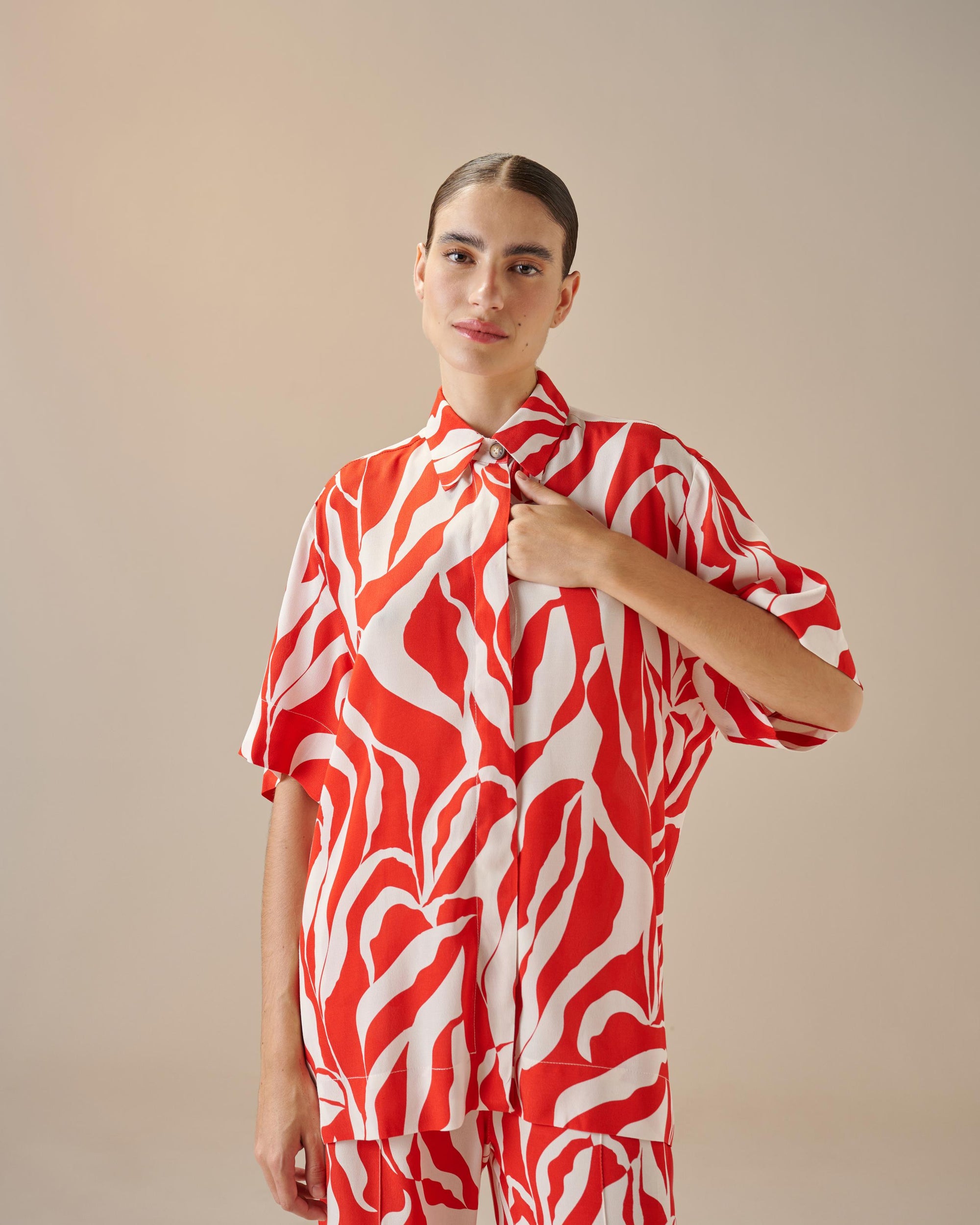CAMICIA FLORA CON STAMPA AREALE
