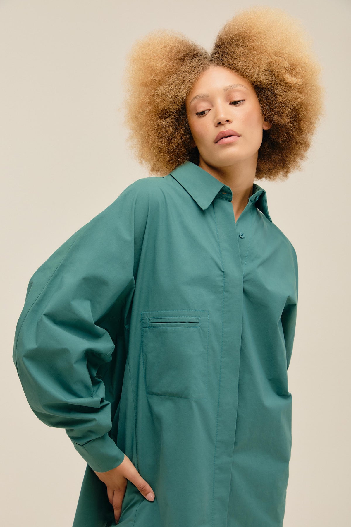 CAMISA OVERSIZED SEAWEED GREEN