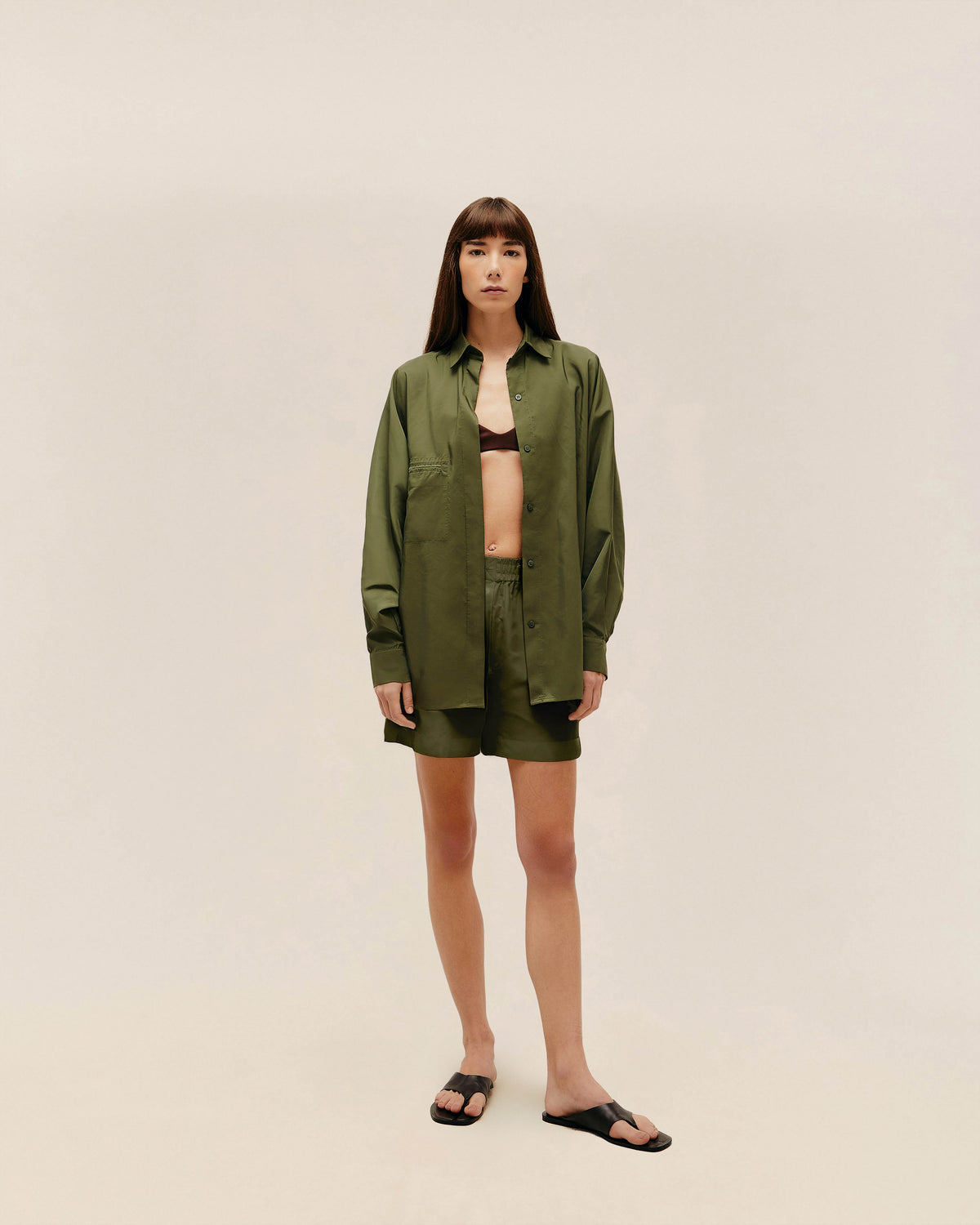 CAMISA OVERSIZED NYLON OLIVE GREEN