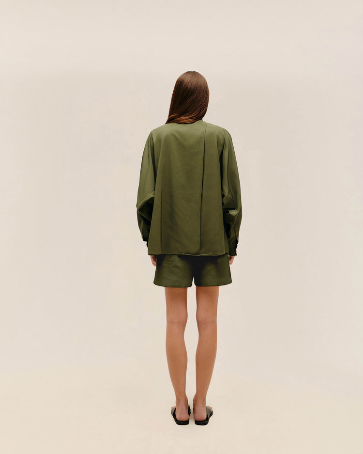 CAMISA OVERSIZED NYLON OLIVE GREEN