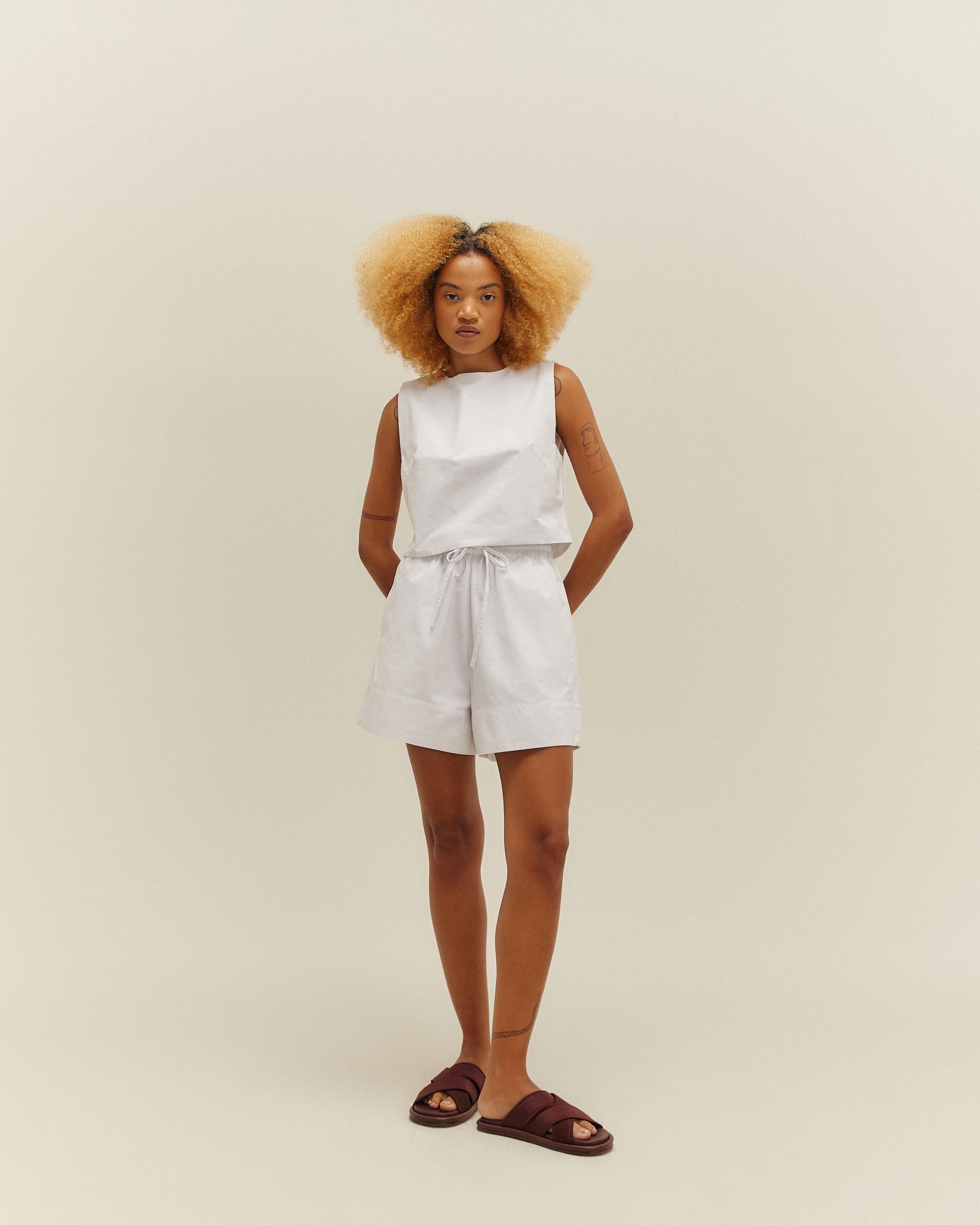 ANA SHORT OFF-WHITE