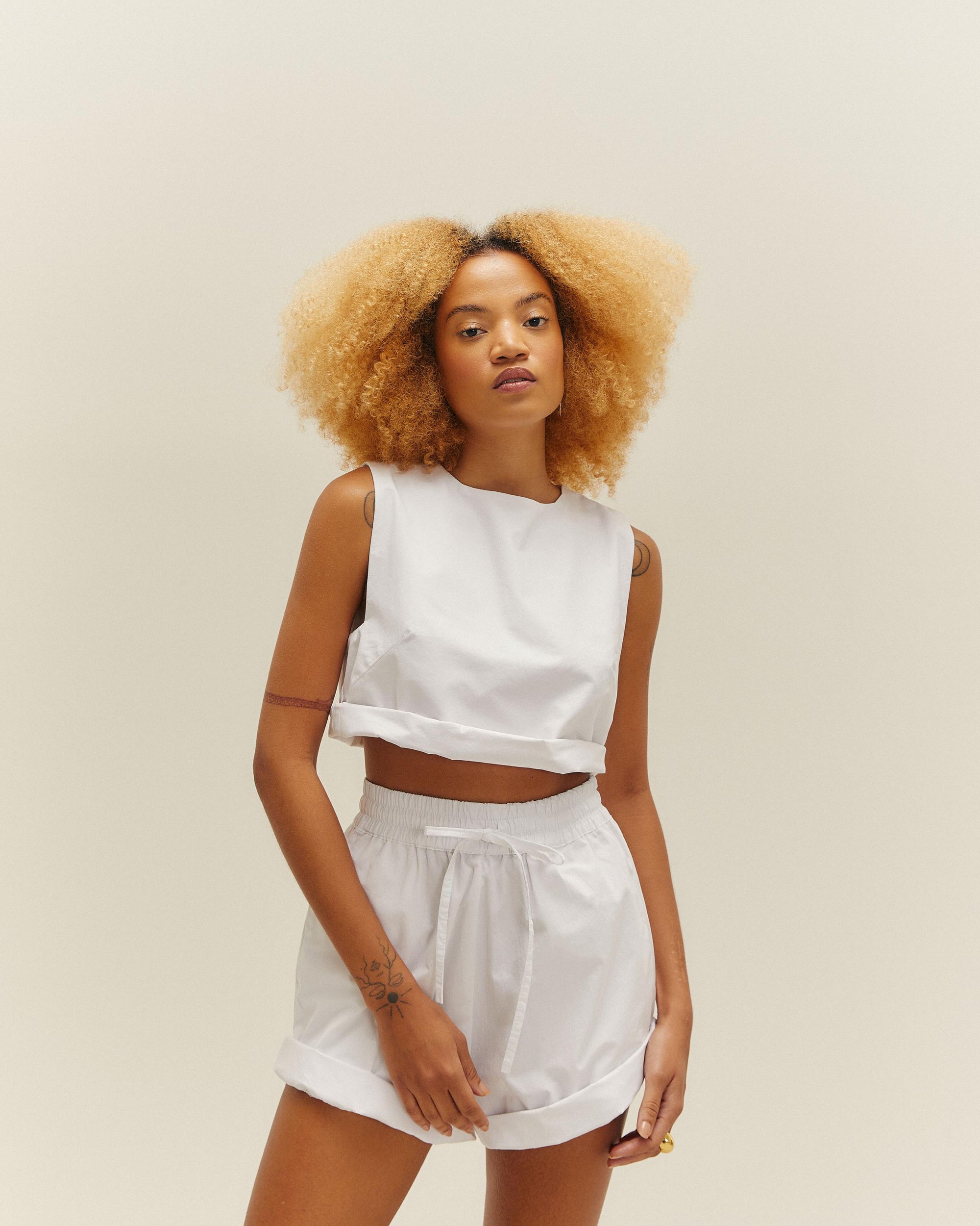 ANA SHORT OFF-WHITE
