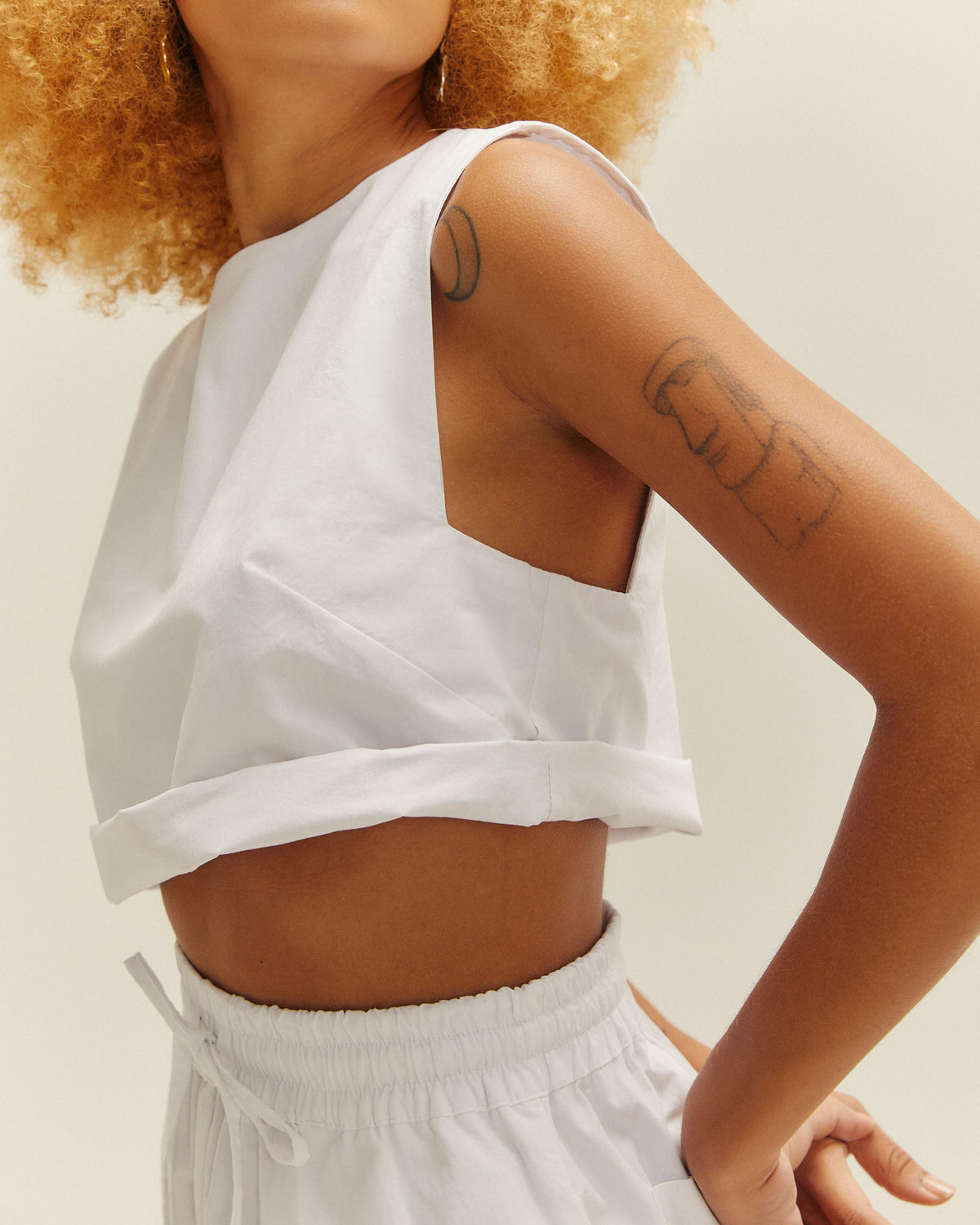 ANA SHORT OFF-WHITE