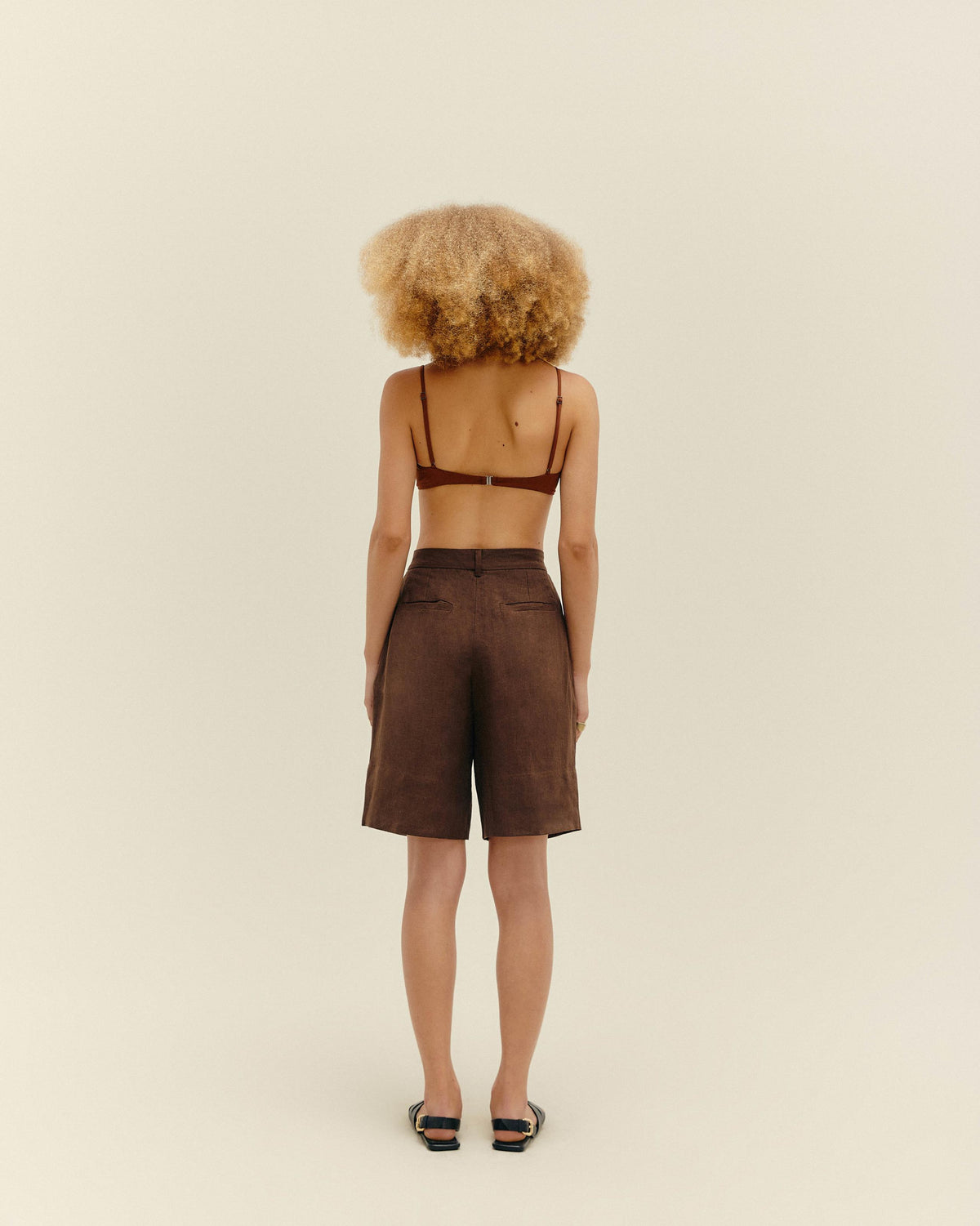 SHORT LARA BRAUNA BROWN