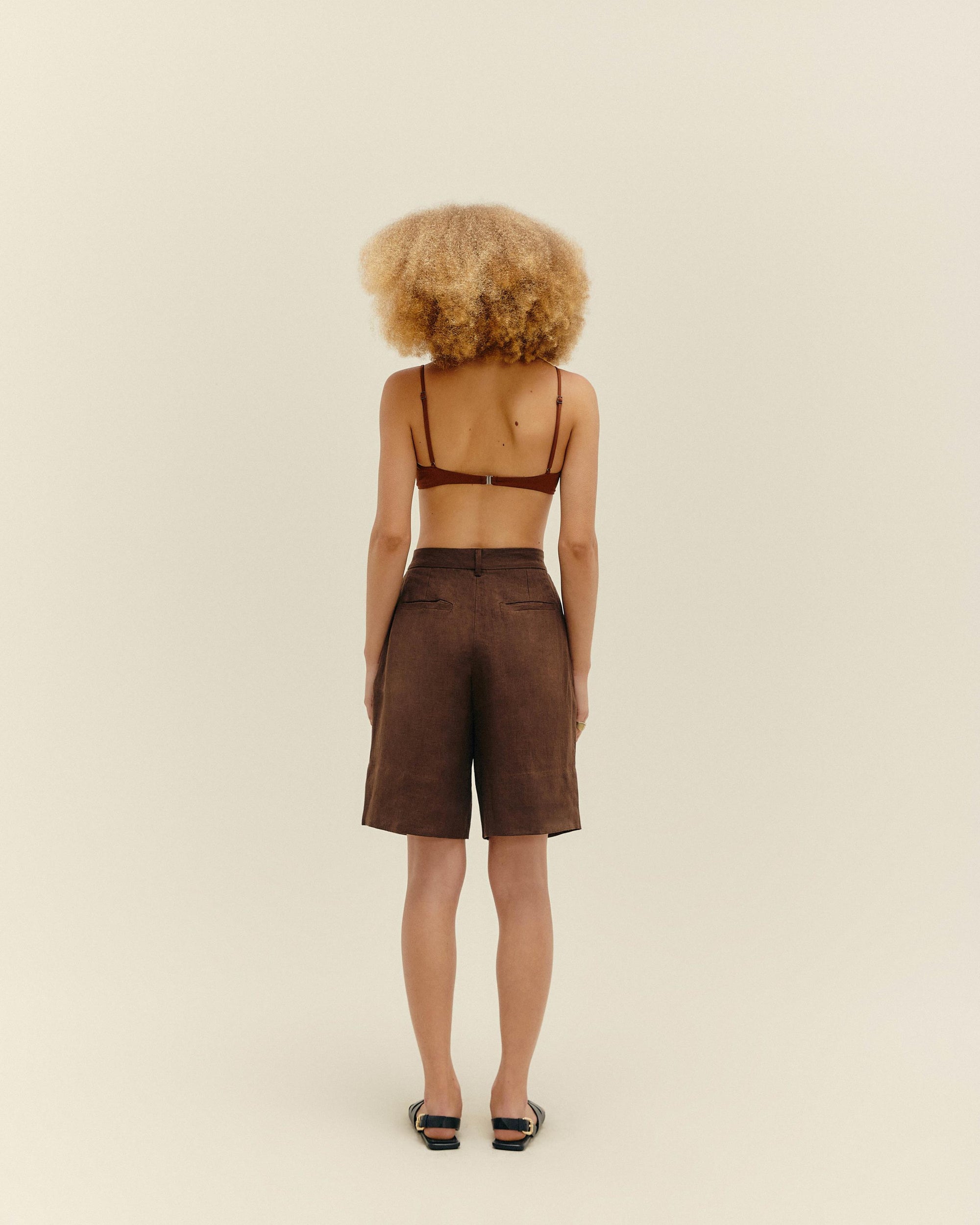 SHORT LARA BRAUNA BROWN
