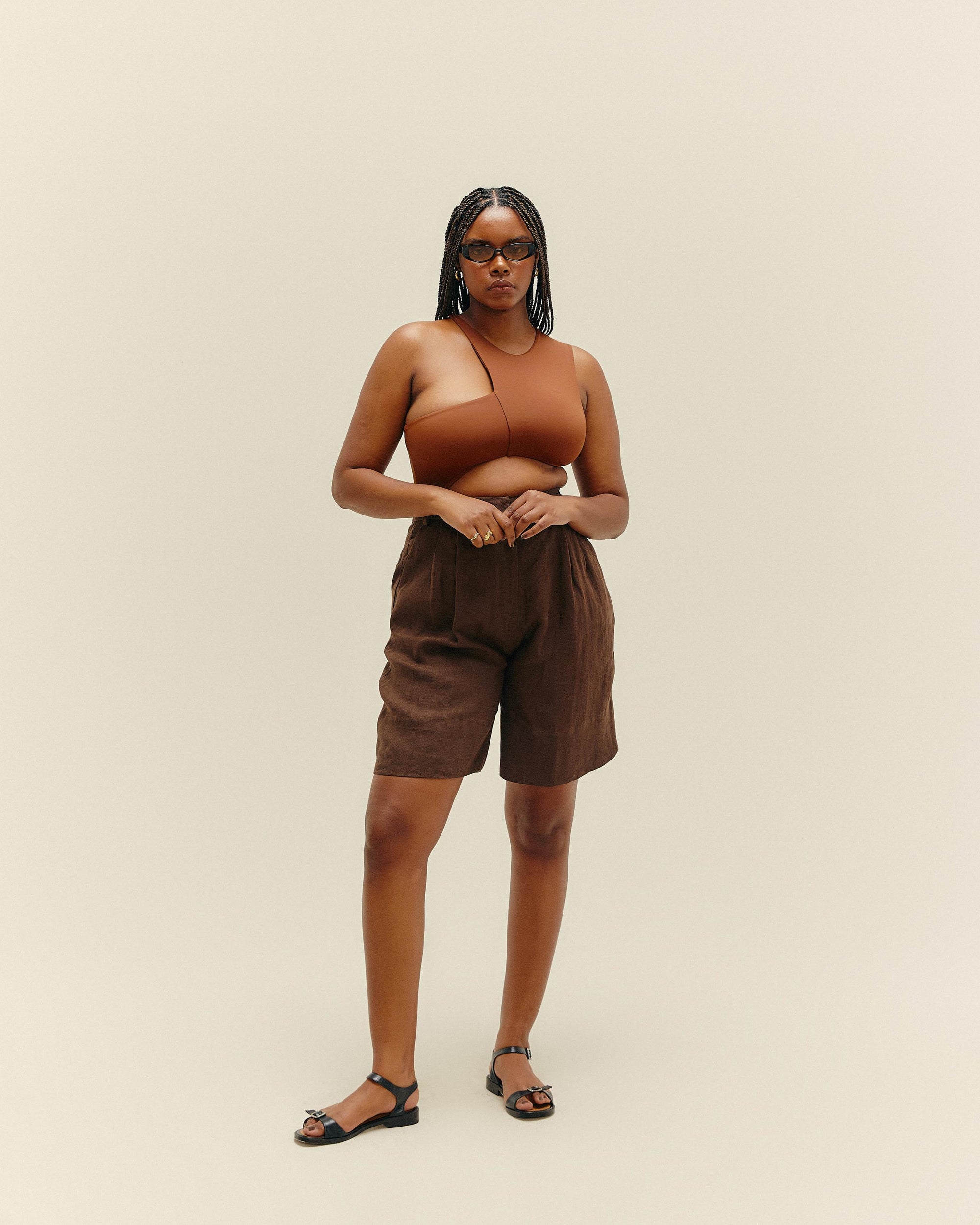 SHORT LARA BRAUNA BROWN