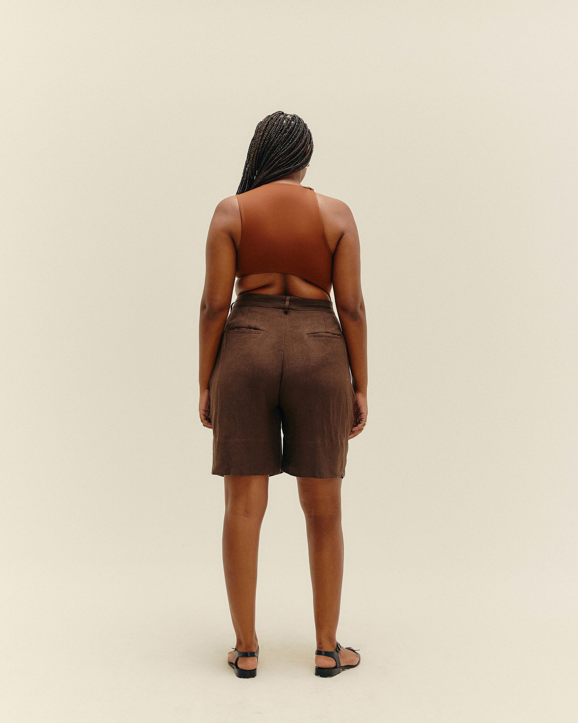 SHORT LARA BRAUNA BROWN
