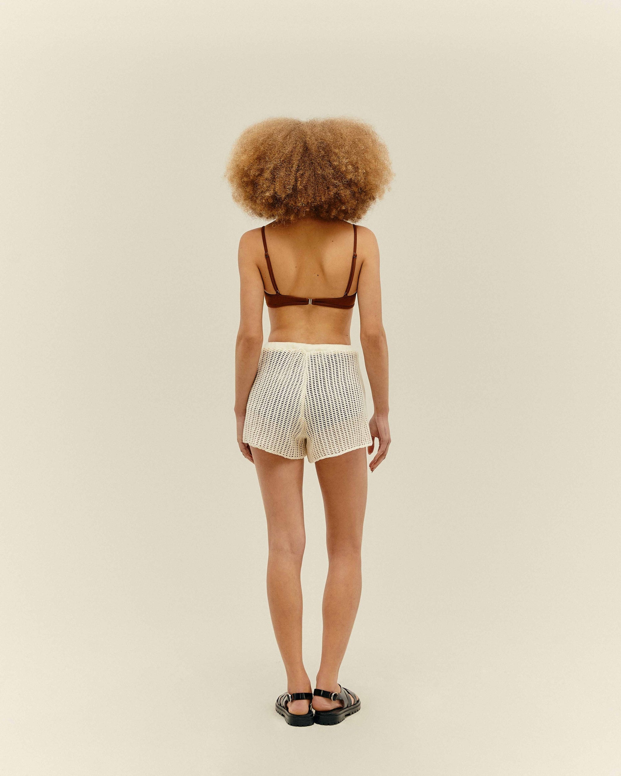 EMMA KNIT SHORTS IN OFF-WHITE