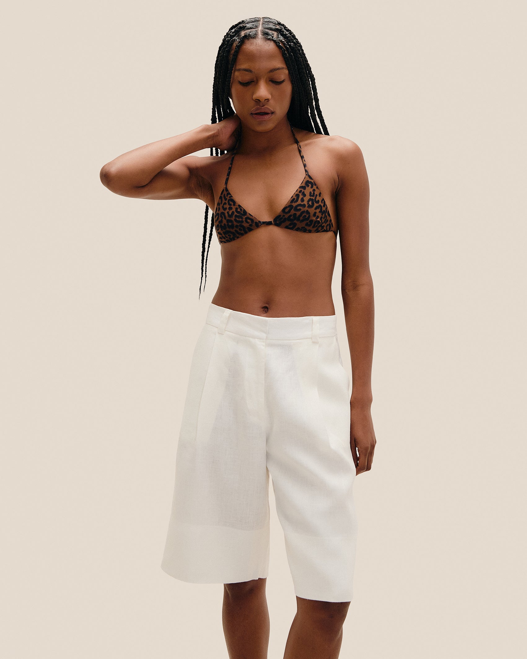 LARISSA SHORTS OFF-WHITE