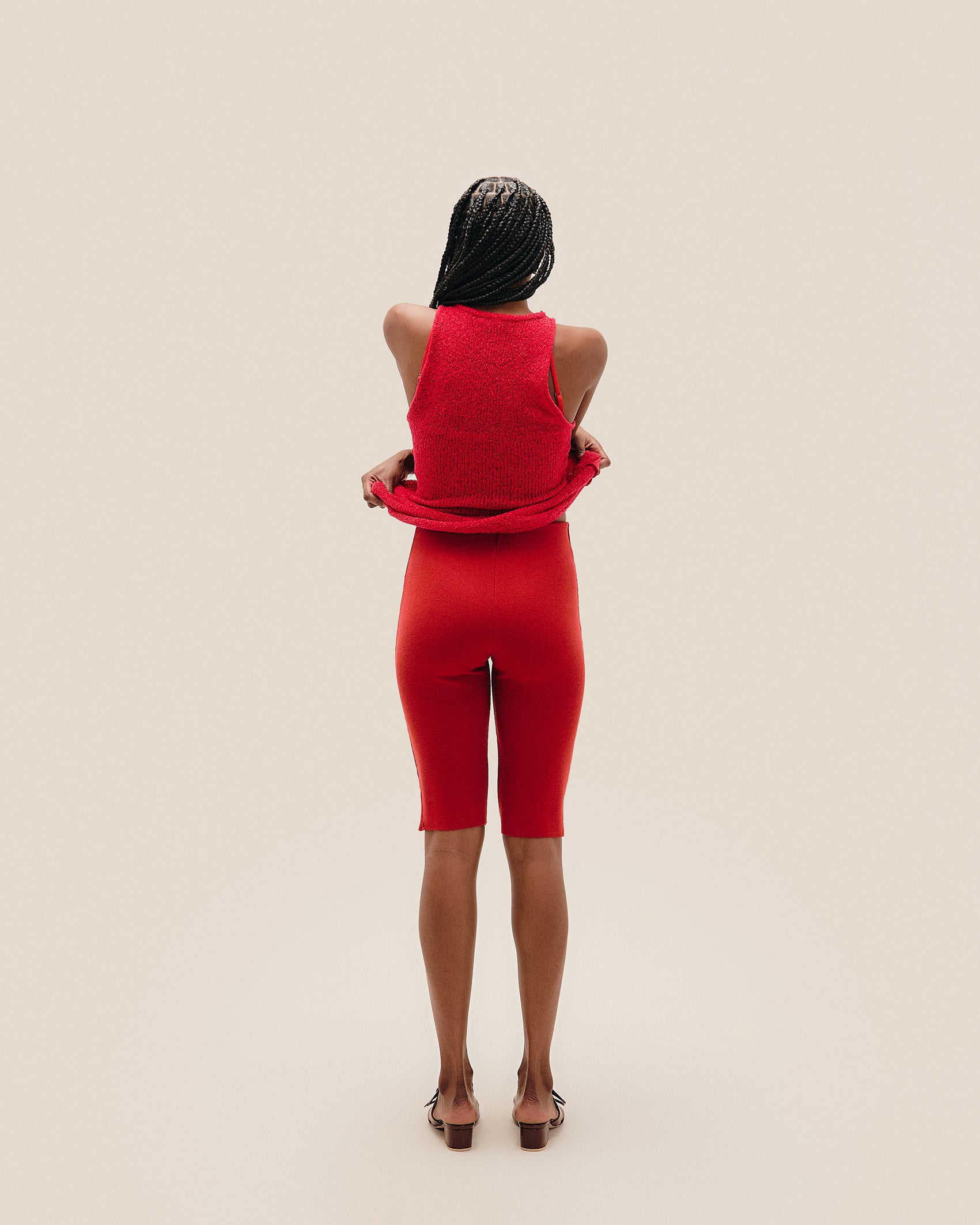 RED SHIFT KNITTED WOOL BERMUDA SHORTS