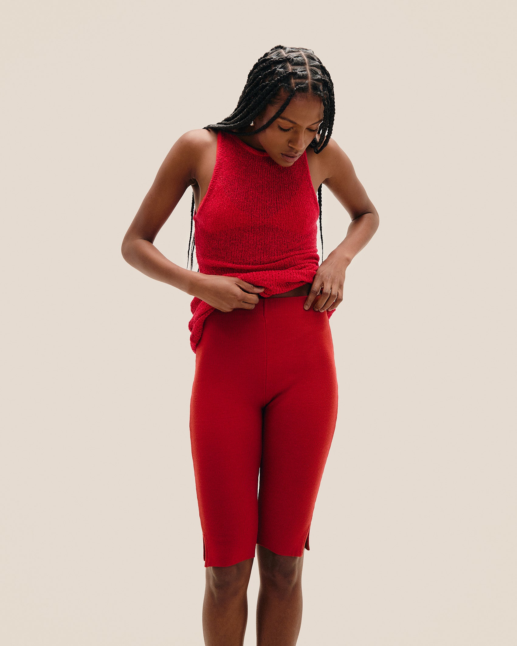 RED SHIFT KNITTED WOOL BERMUDA SHORTS
