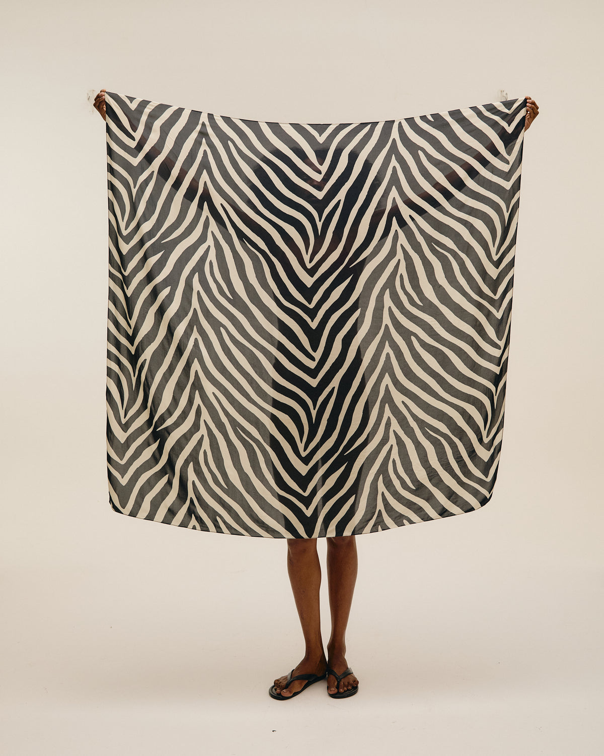 SCARF DIAGONAL ZEBRA