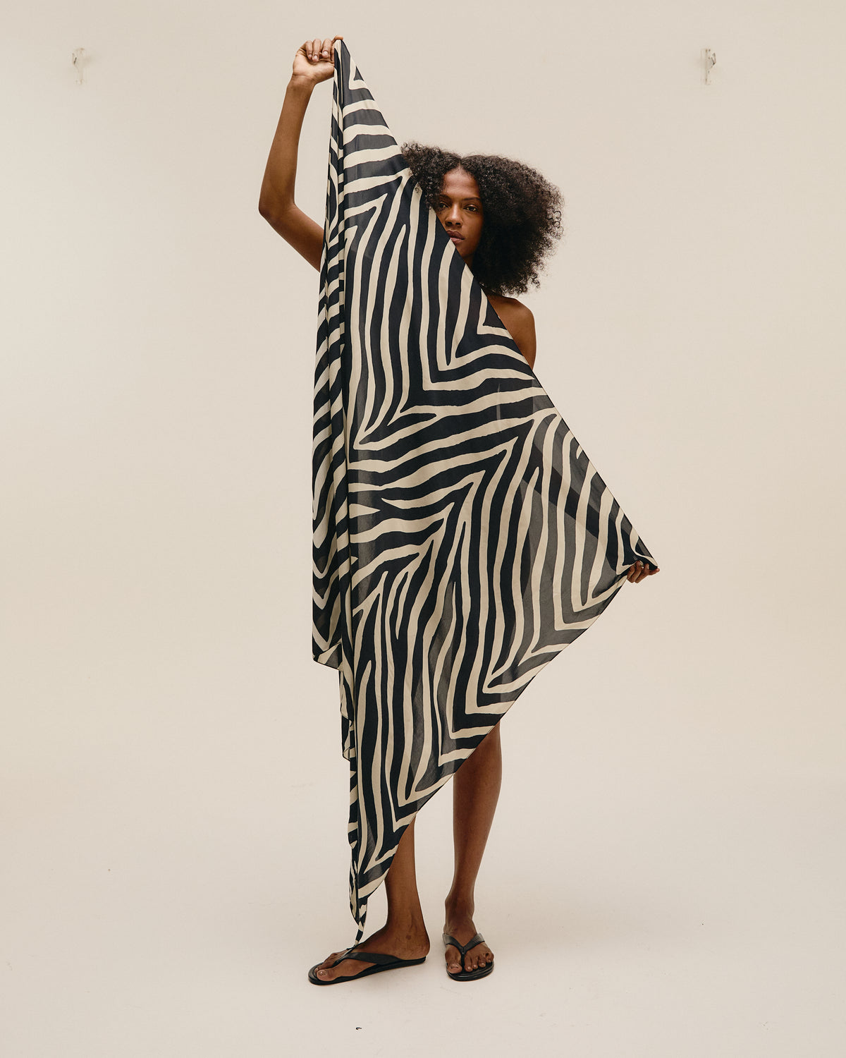 SCARF DIAGONAL ZEBRA