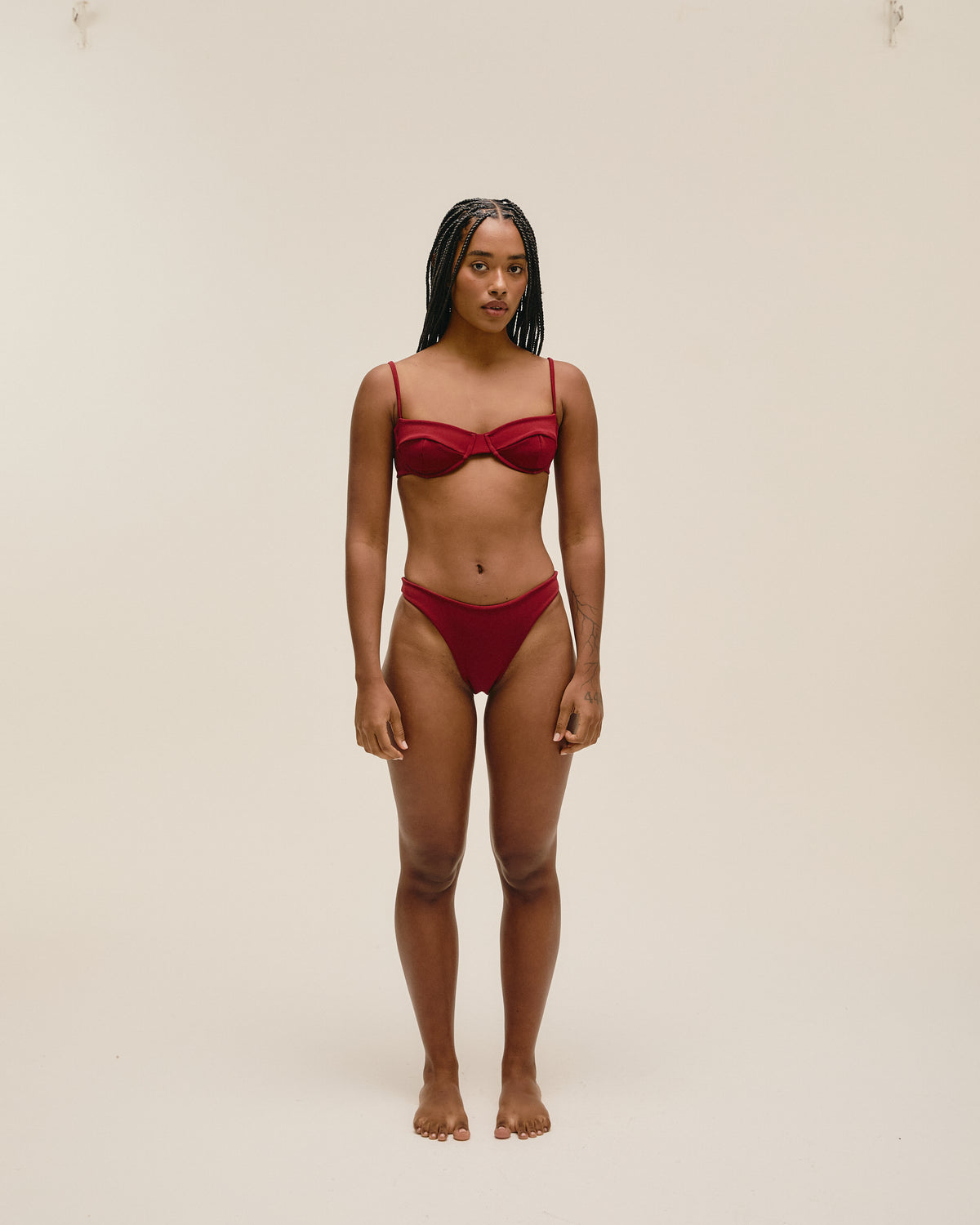 CRÊPE VINTAGE TOP MARSALA