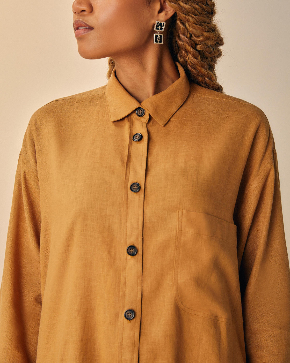 CAMISETA MAH BEIGE